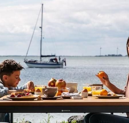 Landal Volendam Hotel Buitenkant foto